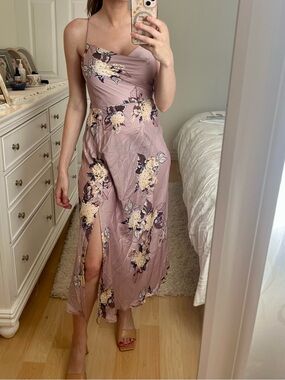 Hello Molly Dusty Mauve Floral Spaghetti-Strap Midi Dress